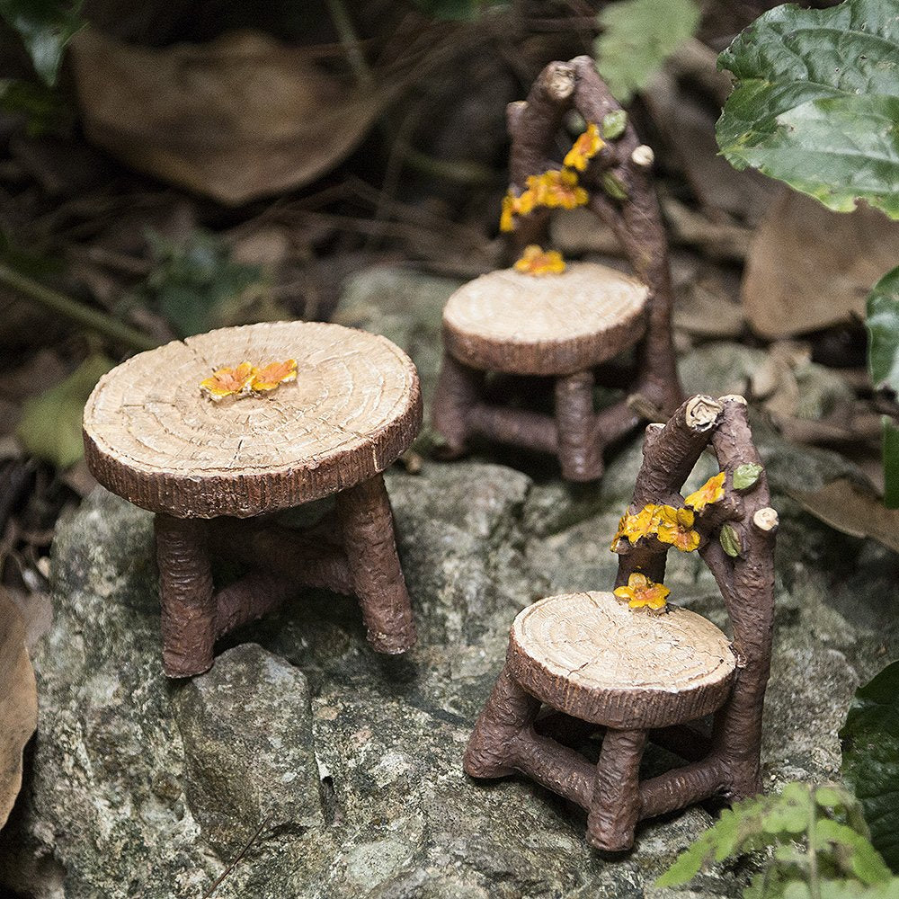 LATTOOK Fairy Garden road sign brightens storytelling in small scenes
