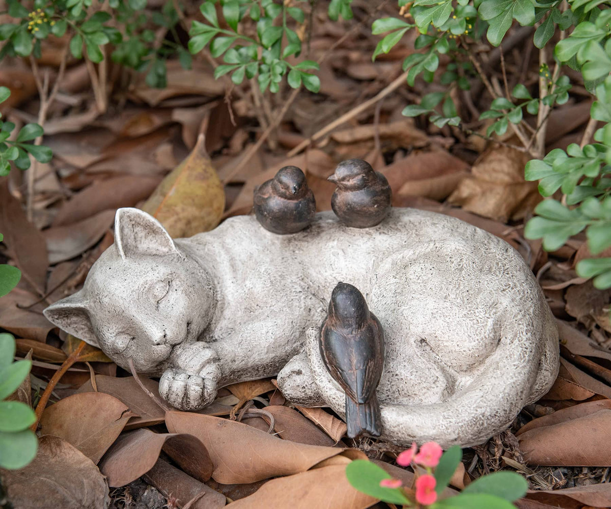 LCdecohome resin cat statue preserves color and memory in any outdoor space