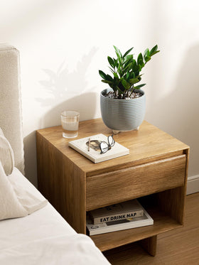 LE TAUCI ceramic pot with silicone plug helps prevent leaks in apartments.