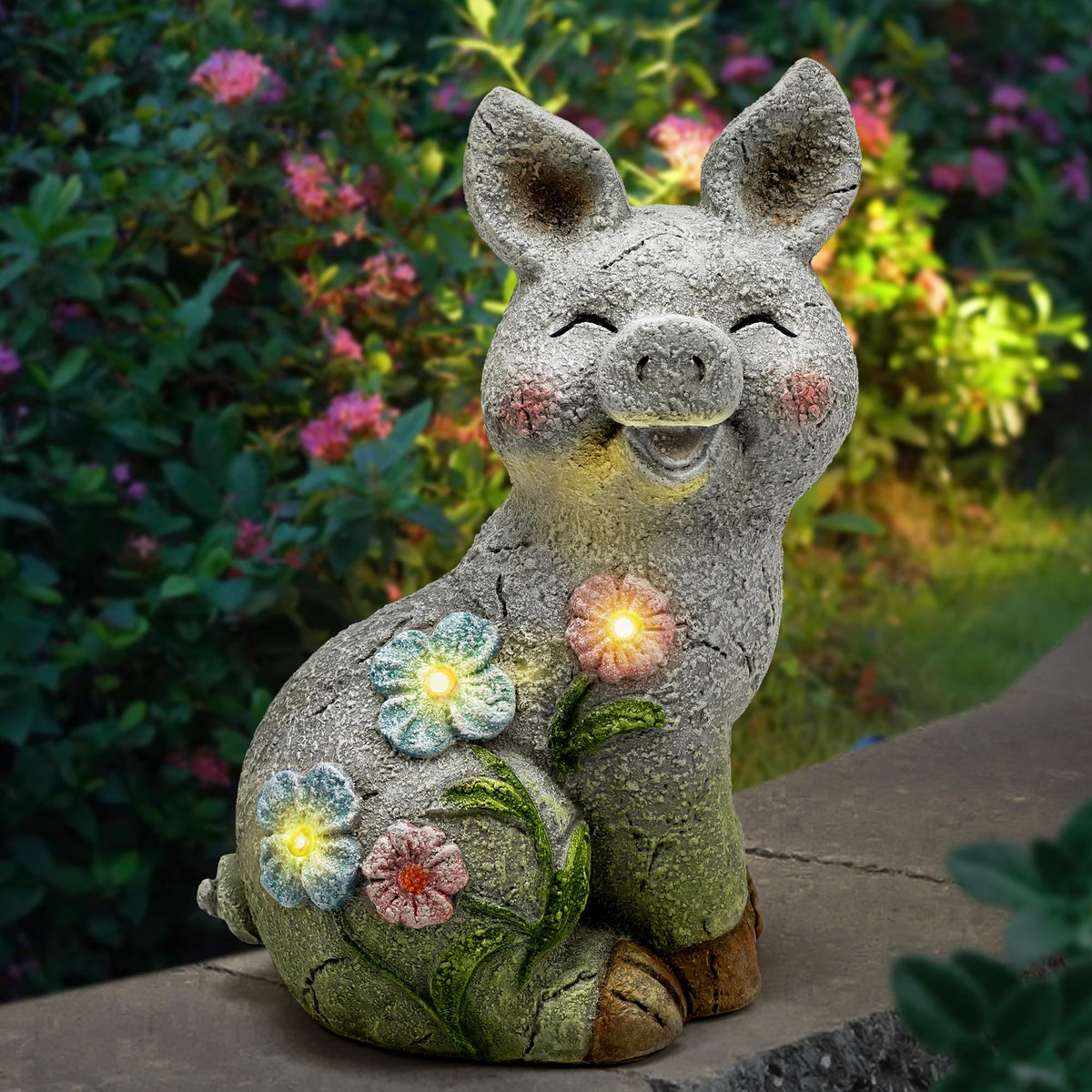 Leekung pig statue makes a thoughtful garden gift for mom or friend.