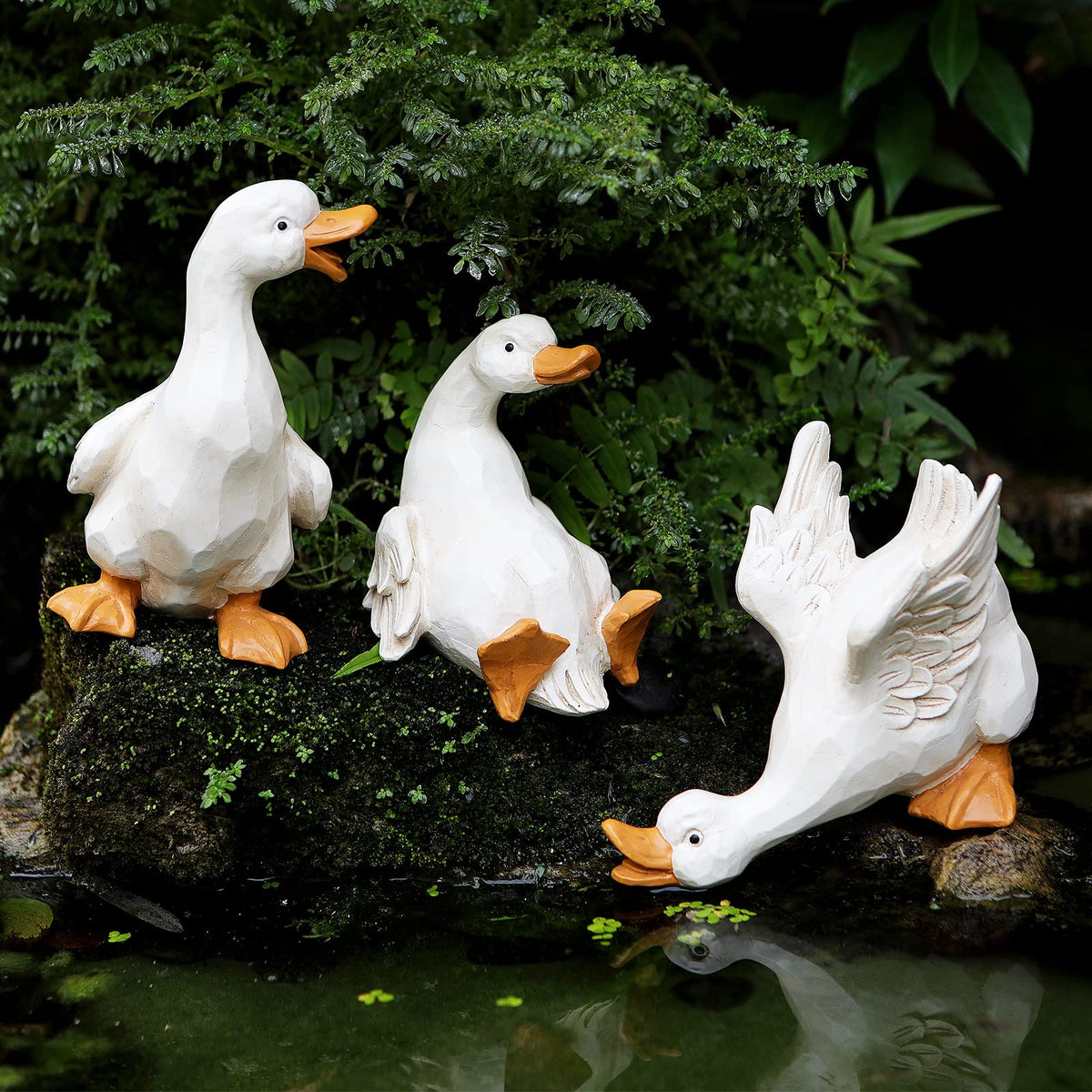 LEGIFO Duck Yard Decorations: three resin ducks for a charming front porch display