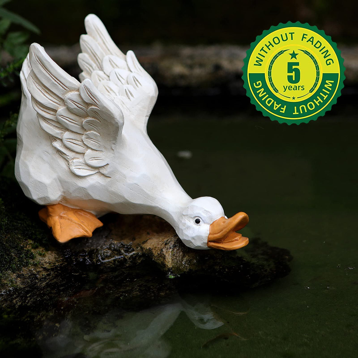 LEGIFO three duck statues add whimsy to garden or patio spaces