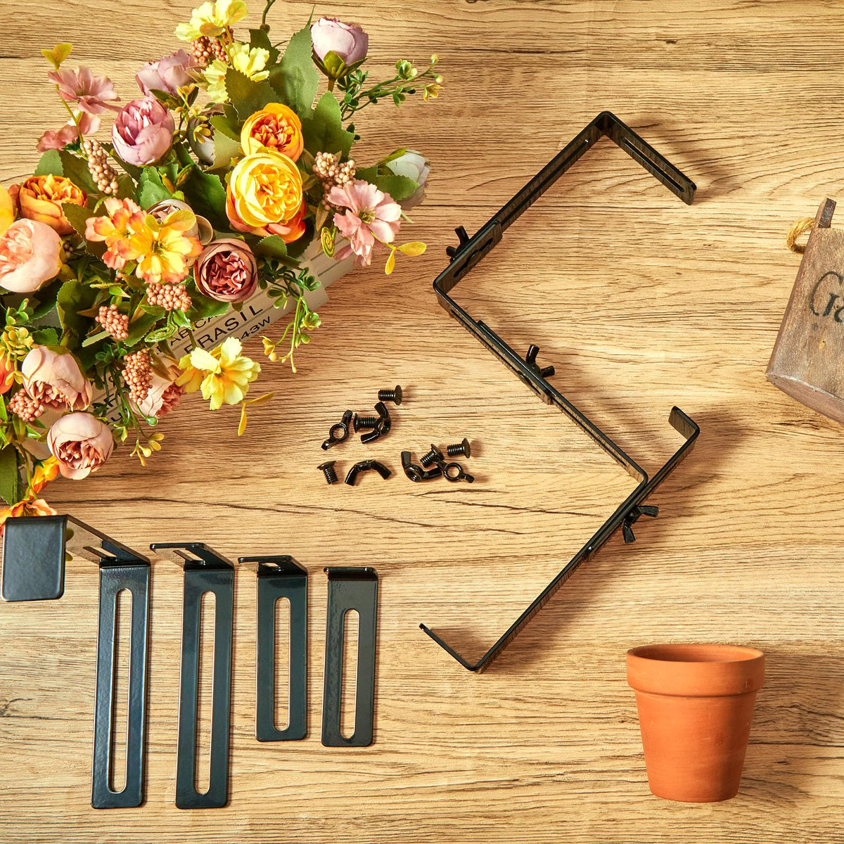 Leinuosen windowsill garden setup shows easy installation and tidy appearance.