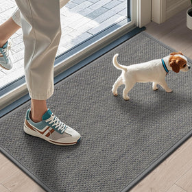 LEKEEPGO door mat 17x29 absorbs water and dirt to protect floors.