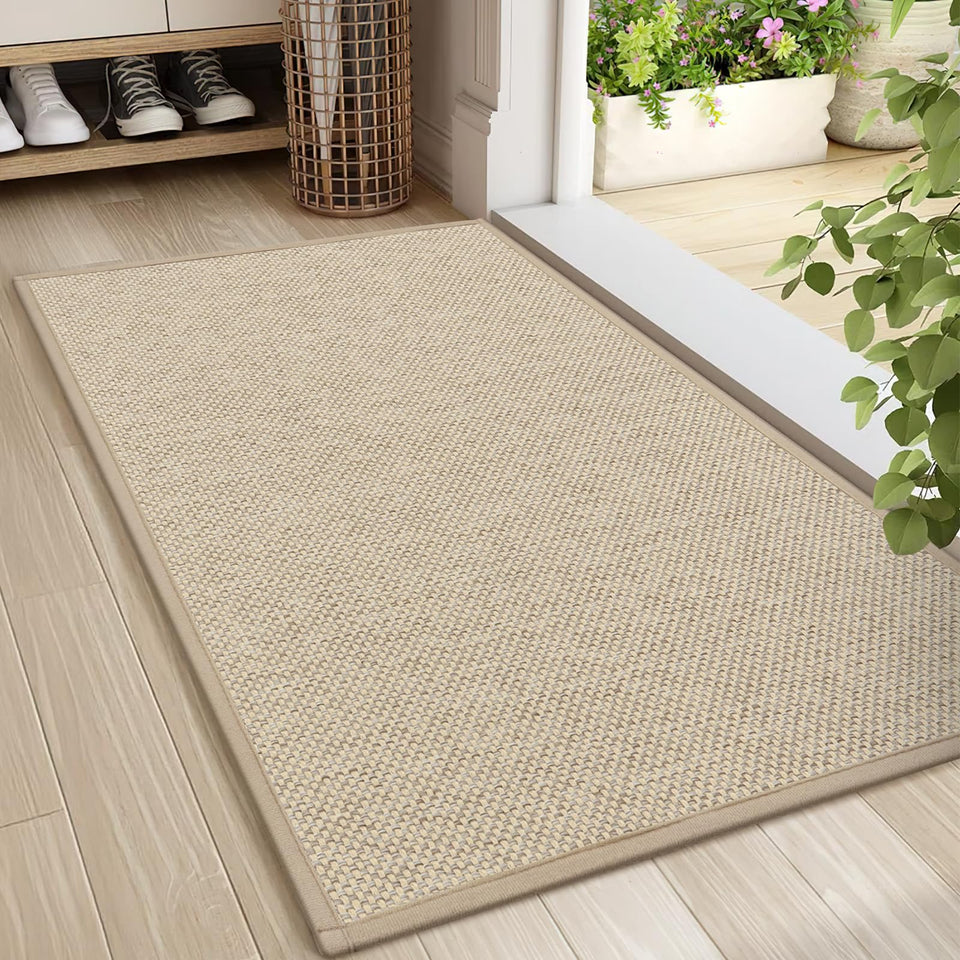 LEKEEPGO door mat absorbent close-up demonstrates moisture pickup for cleaner entryways.