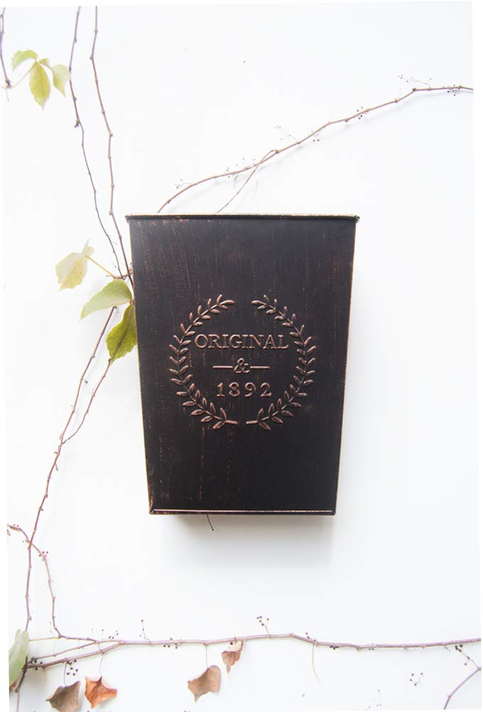 LESEN planter dimensions 8.7 inches tall, suitable for shelves and walls.