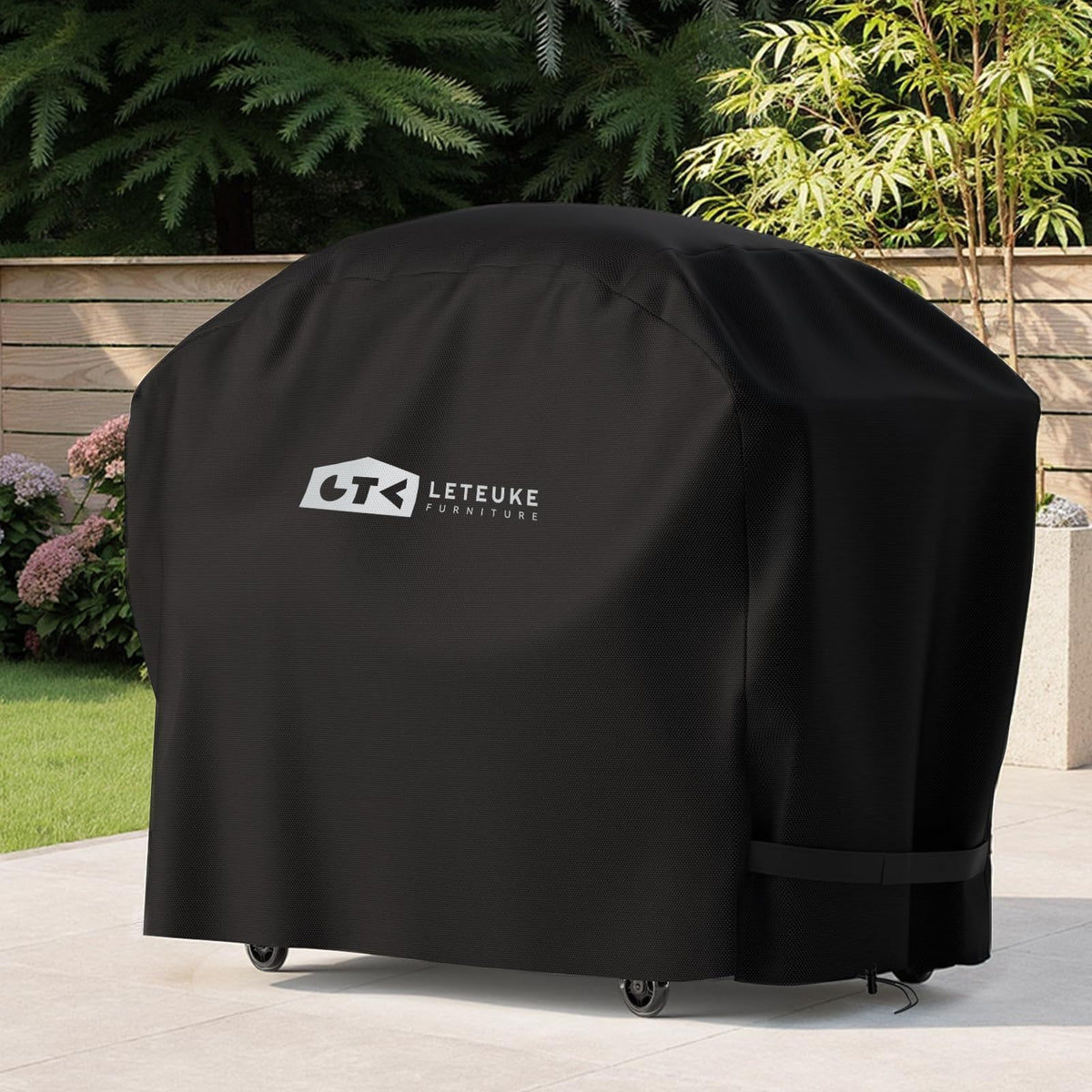 Close-up of Leteuke grill cover showing tear-resistant 600D Oxford fabric