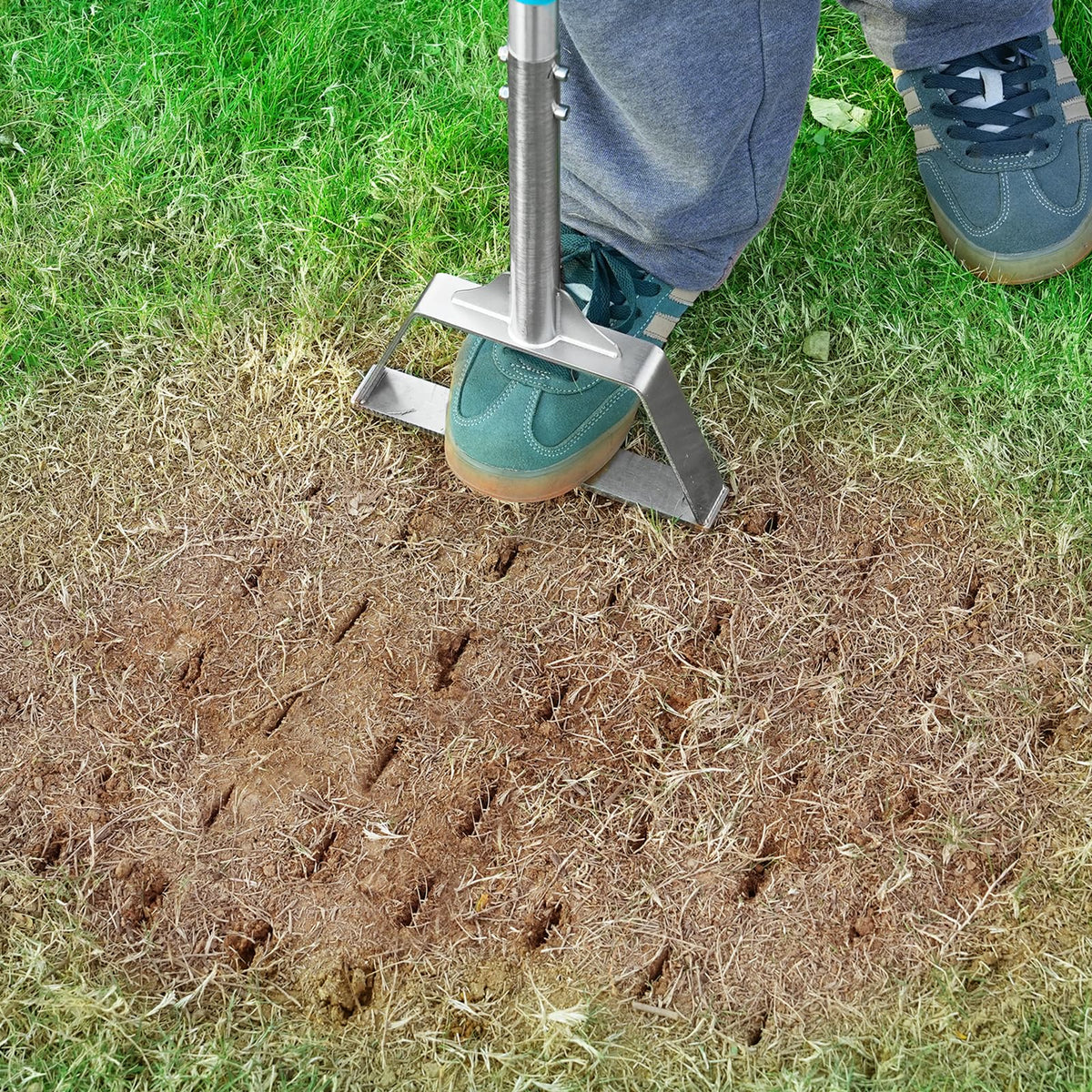 Leweio aerator ergonomic handle supports upright, comfortable use.
