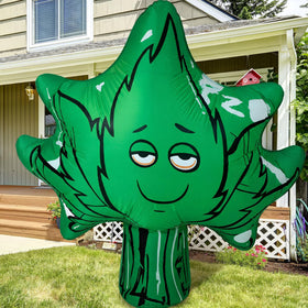 Libima giant green leaves inflatable for yard decor, ideal for playful outdoor atmosphere.
