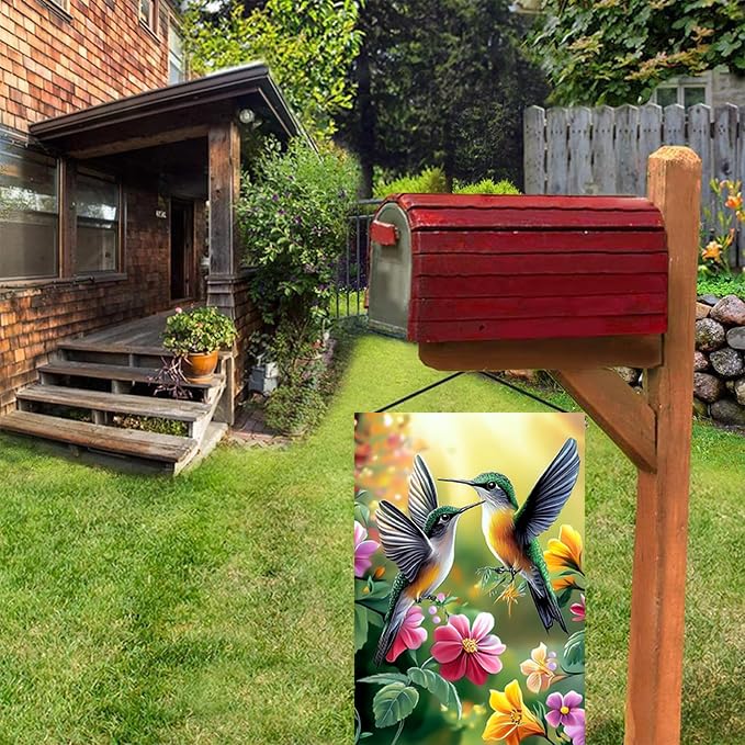LienzoFest hummingbird garden decor flag, perfect for welcoming guests outdoors.