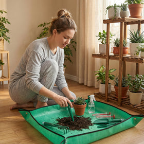 LIFCIUSO thickened repotting mat stays flat and clean during planting