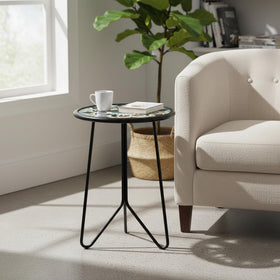 LIFFY versatile indoor-outdoor table for patios, gardens, porches, and kitchens.