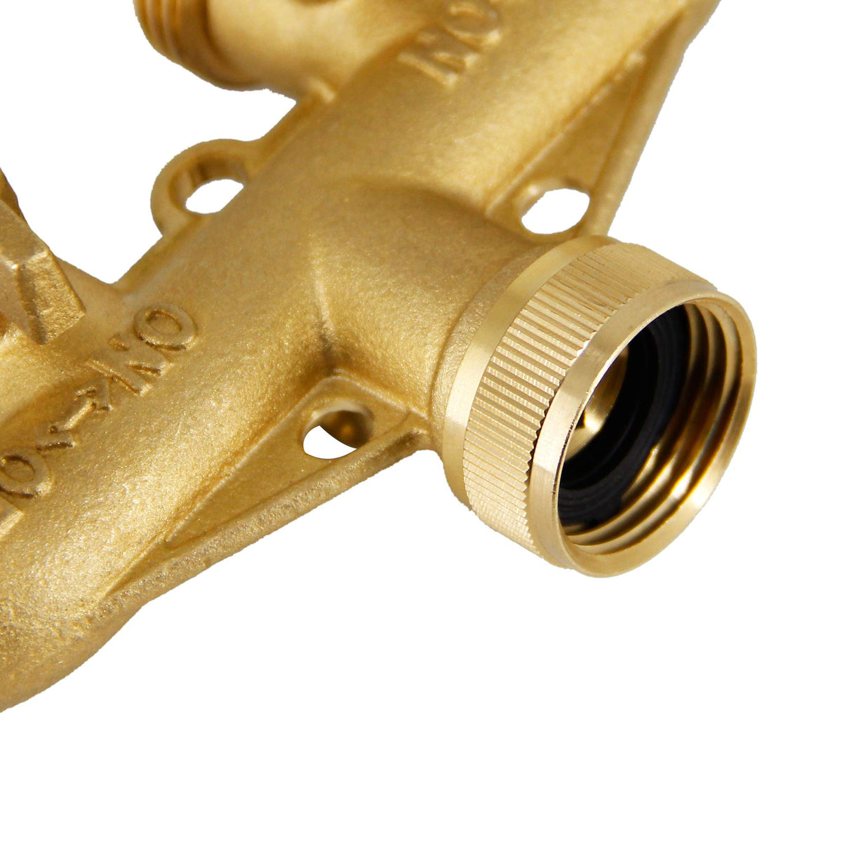 Lifynste brass construction supports durable outdoor watering across seasons