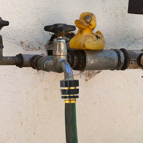 Lifynste multi-use hose application suitable for sprinklers and nozzles