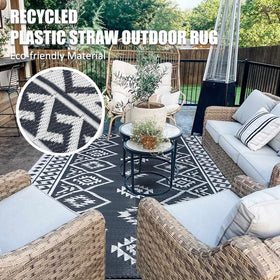 LILIOFFIC color-pop rug brightens balconies and patios outdoor spaces