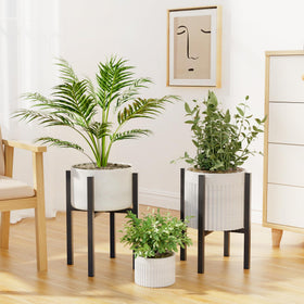 Linpla matte black powder coated stand offers a sleek, low maintenance finish.
