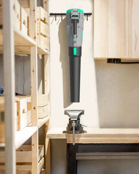 LiTHELi 1-hour fast charger minimizes downtime between sessions.