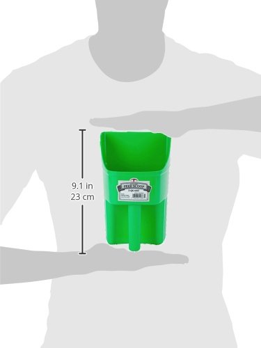 Little Giant scoop showing measurement marks for precise portioning