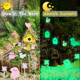 LJMBOEN glow mushroom figurine enhances fairy gardens and mini landscapes at dusk.