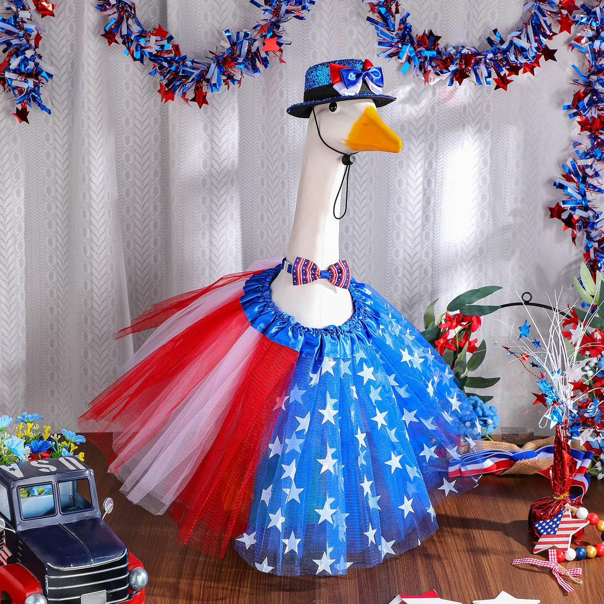 Locmeo patriotic decor boosts curb appeal for outdoor Fourth of July setups.