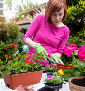 LOCONHA durable lightweight planter withstands sun rain and snow for long-lasting use