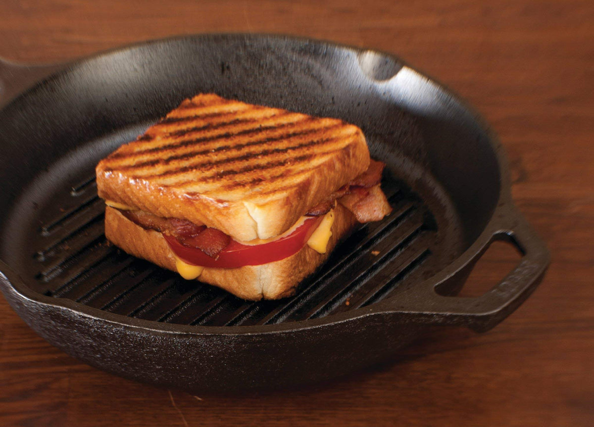 Lodge SCRAPERGPK dishwasher-safe design for easy kitchen cleanup after cooking.