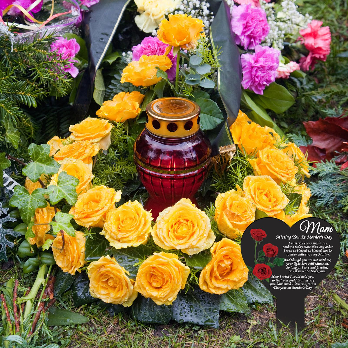 Lounsweer double-sided heart grave marker, warm words and roses.