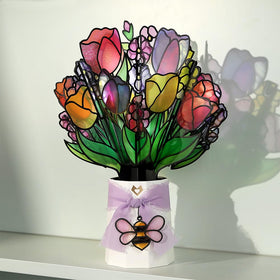 Lovepop bee charm detail adds whimsical charm to the bouquet