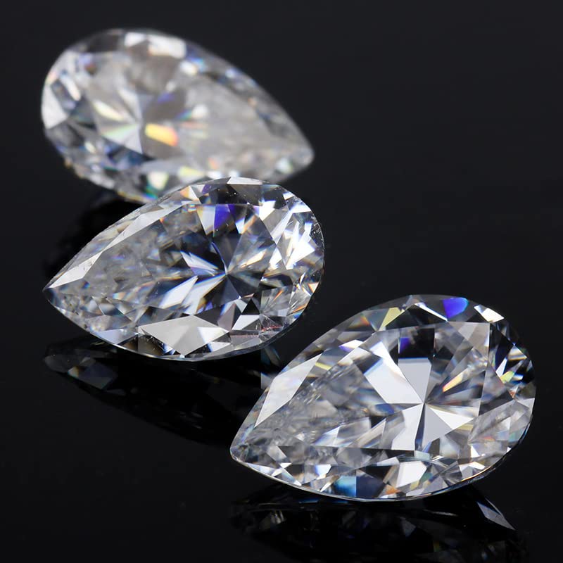 LoveUnited crystal prism teardrop reflects light for chandelier and garden art.