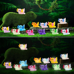 Lugailly axolotl decor for desks, slime crafts, and micro landscapes.