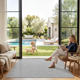 LUMI pet-friendly gray mat withstands claws and dirt during daily use.