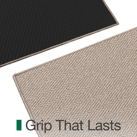 LUMI mat on patio creates a clean, inviting outdoor entry