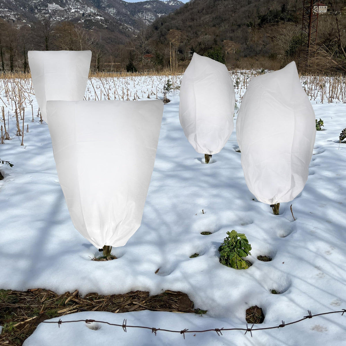 LYDTICK durable reusable frost cover supports multiple seasons of gardening.