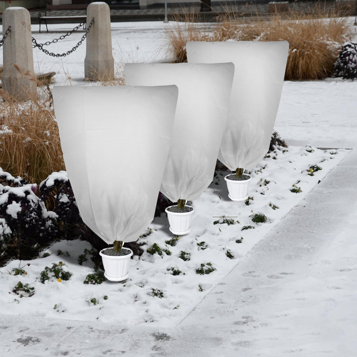 LYDTICK outdoor garden cover suits flowers, vegetables, and fruit trees for versatile protection.