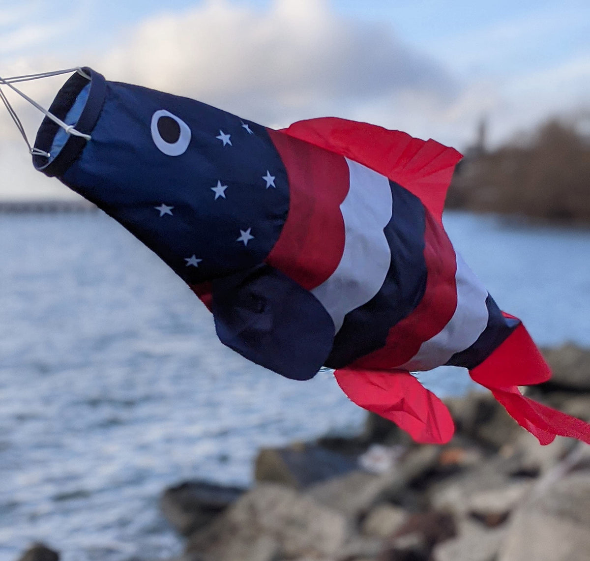 Patriotic star spangled head windsock wowing guests on the dock