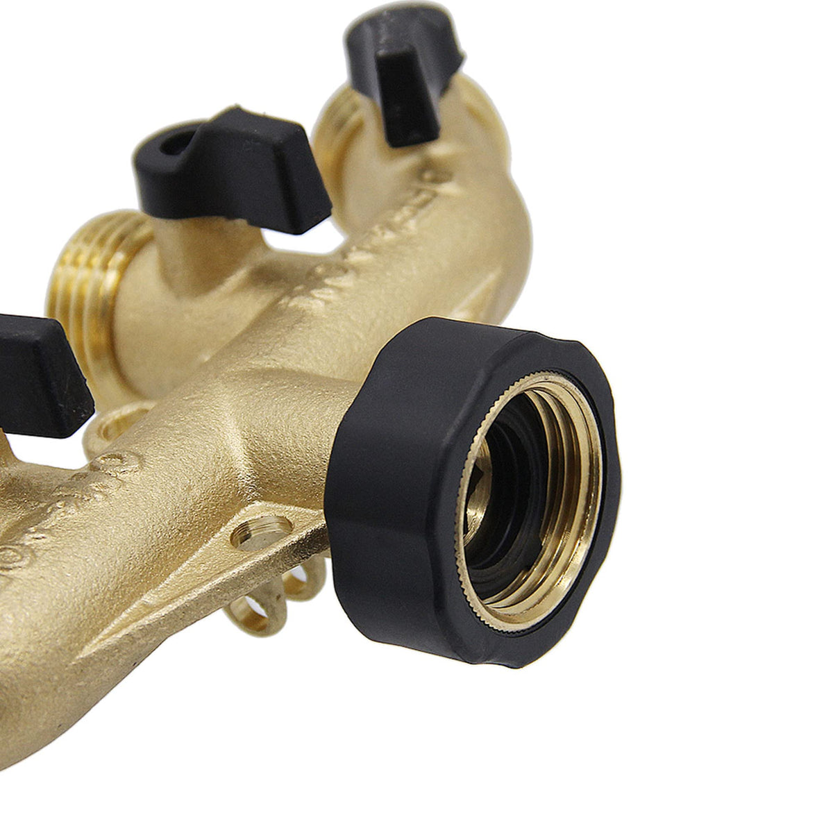 MAGGIFT ATDAWN independent valve handles offer precise control over each outlet.