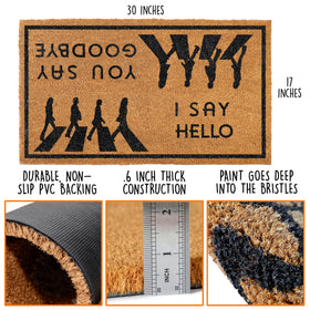 MAINEVENT covered patio mat demonstrates dirt control in sheltered outdoor spaces.