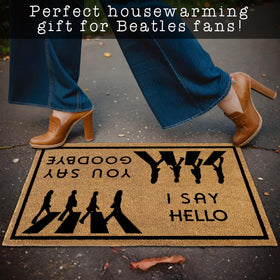 MAINEVENT door mat features non-slip PVC backing for stable outdoor use.
