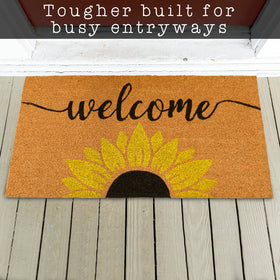 MAINEVENT sunflower mat with non-slip backing stays in place outdoors