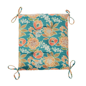 Makimoo tufted cushion close-up, durable outdoor fabric