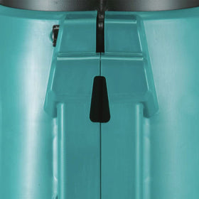 Makita XBU03Z blower ergonomic design improves balance during work