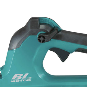 Makita XBU03Z blower nozzle concentrates air for precise cleanup
