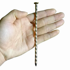 MAOMBO 35 pack of staking hardware for easier installations.