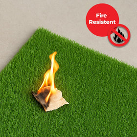 MASSTEELGER dog grass rug easy-clean surface for quick maintenance.