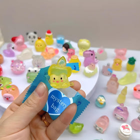 MASU&FHWE compact DIY figures fit small scenes and glow at night