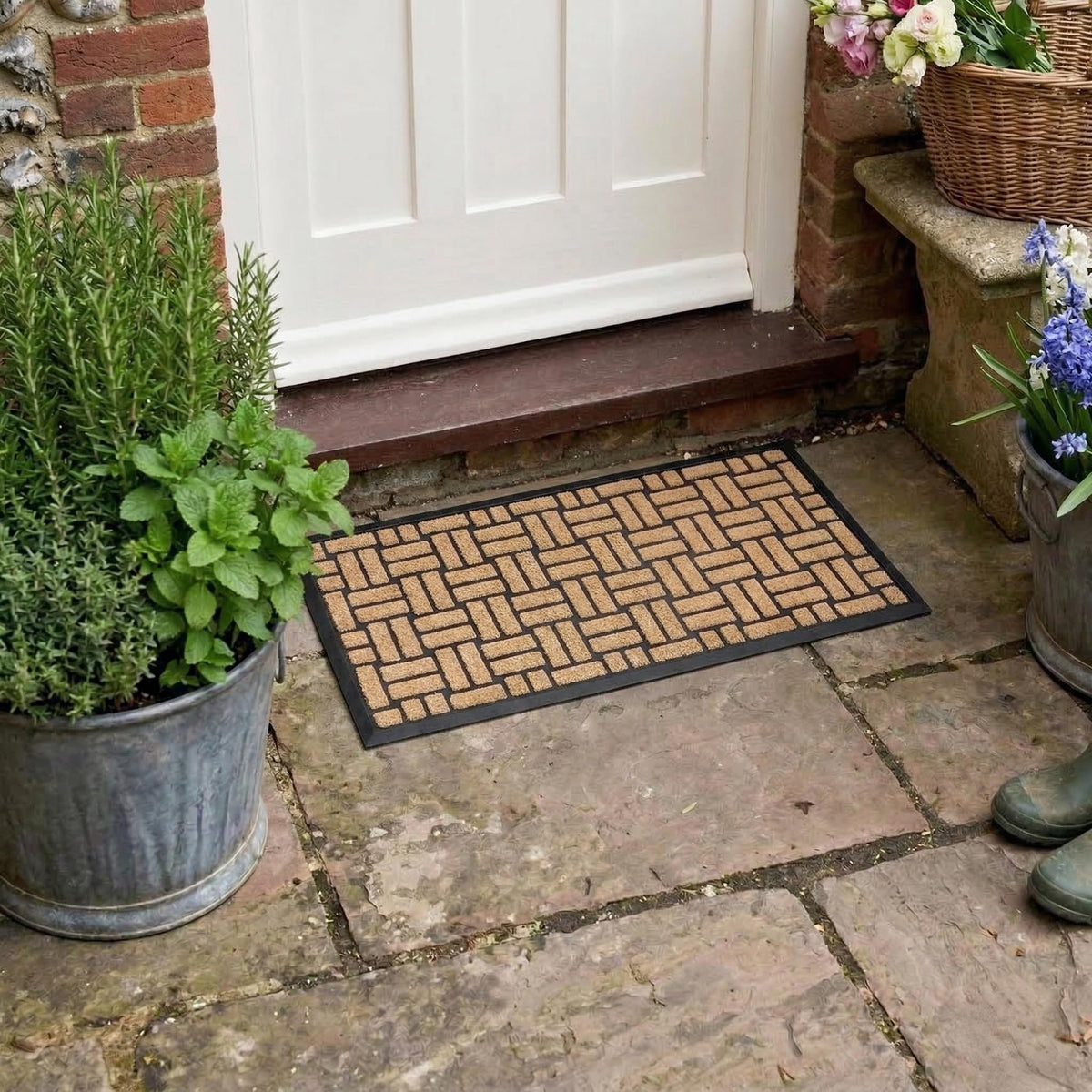 MATALL dirt-trapping design reduces mess from leaves and mud.