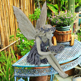 MBVBN porch statue creates welcoming atmosphere on entryways