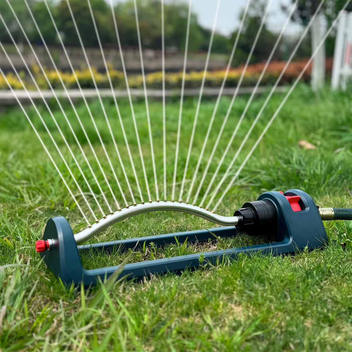 Meekamar Lawn Sprinkler compact design supports simple setup