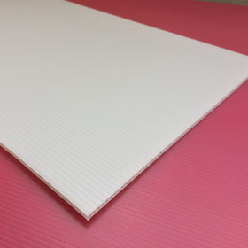 MEJOR CONOCIDO thick 4 mm signs offer robust outdoor performance.