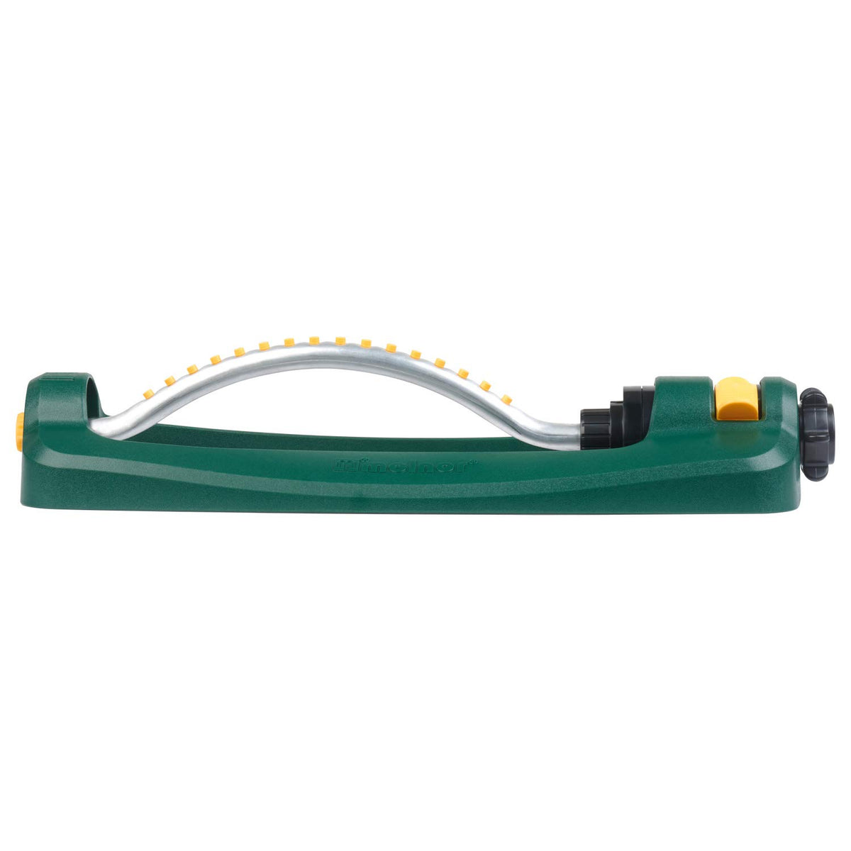 Infinity Turbo Drive in action delivering smooth lawn watering